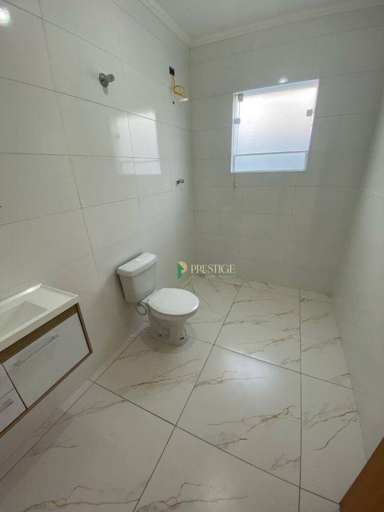 Casa, 3 quartos, 136 m² - Foto 2