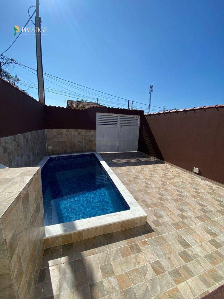 Casa à venda com 2 quartos, 75m² - Foto 13