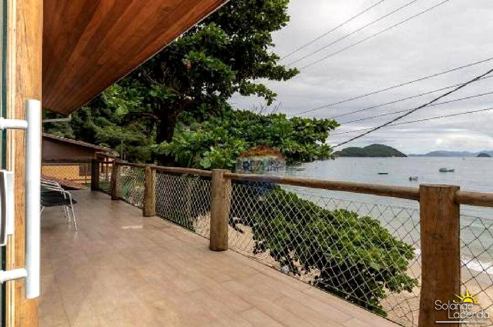 Casa, 6 quartos, 267 m² - Foto 2