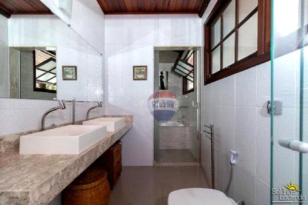 Casa, 6 quartos, 267 m² - Foto 8