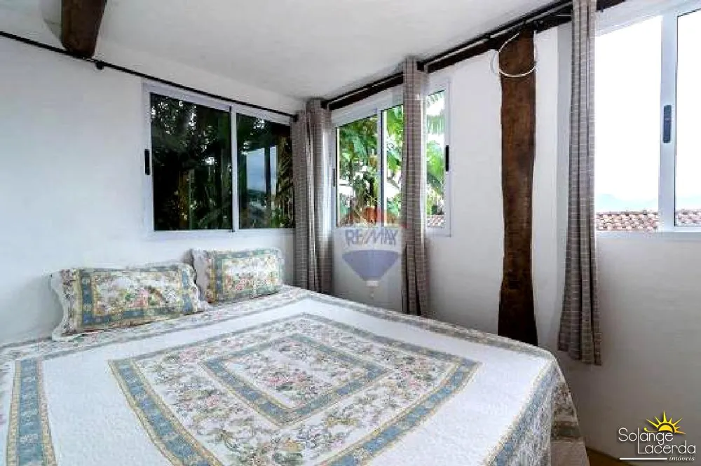 Casa, 6 quartos, 267 m² - Foto 9