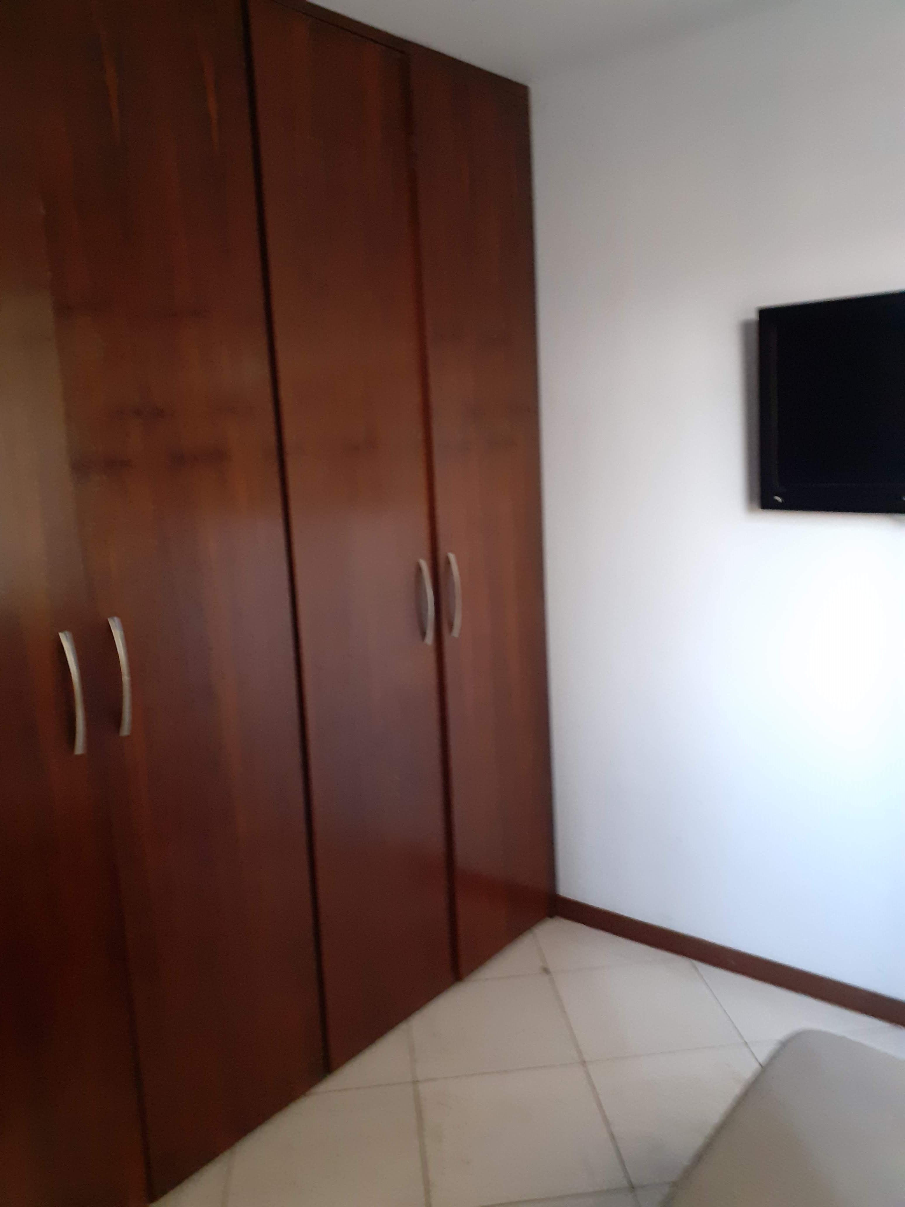 Apartamento à venda com 4 quartos, 132m² - Foto 2