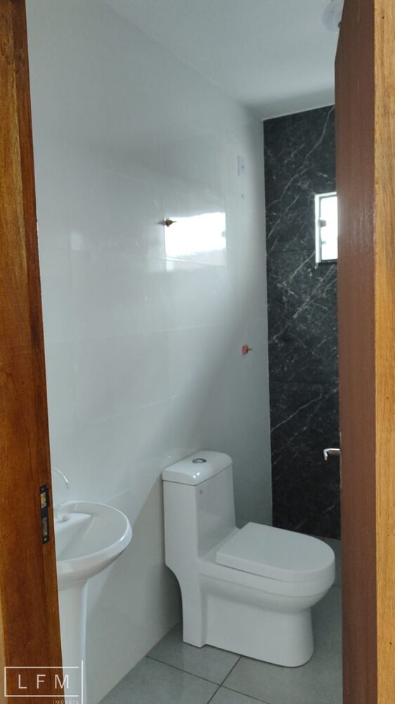Casa à venda com 3 quartos, 73m² - Foto 6