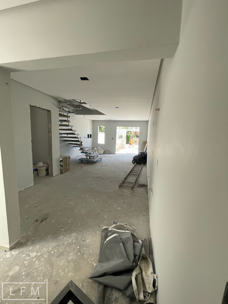 Sobrado à venda com 2 quartos, 97m² - Foto 3