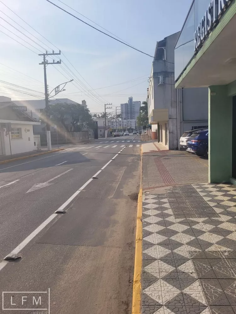 Casa, 3 quartos, 300 m² - Foto 4
