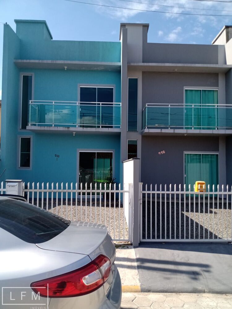 Sobrado à venda com 2 quartos, 73m² - Foto 1