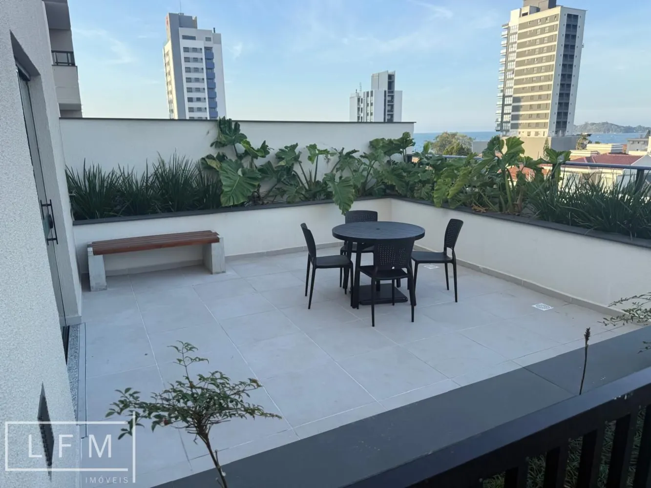 Apartamento, 2 quartos, 71 m² - Foto 2