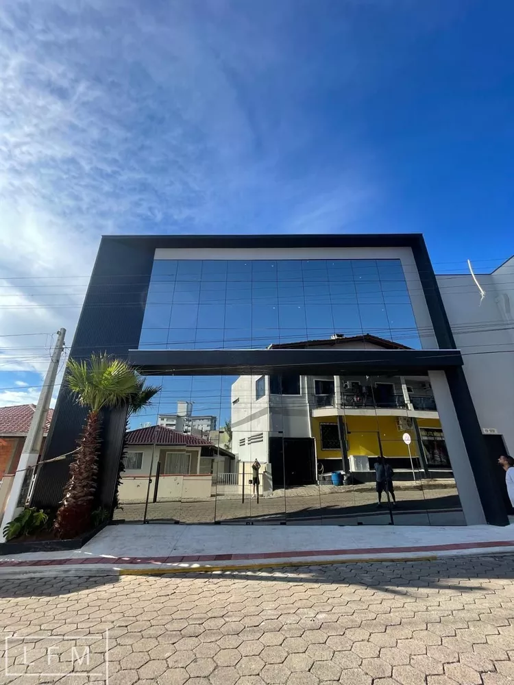 Depósito-Galpão, 600 m² - Foto 1