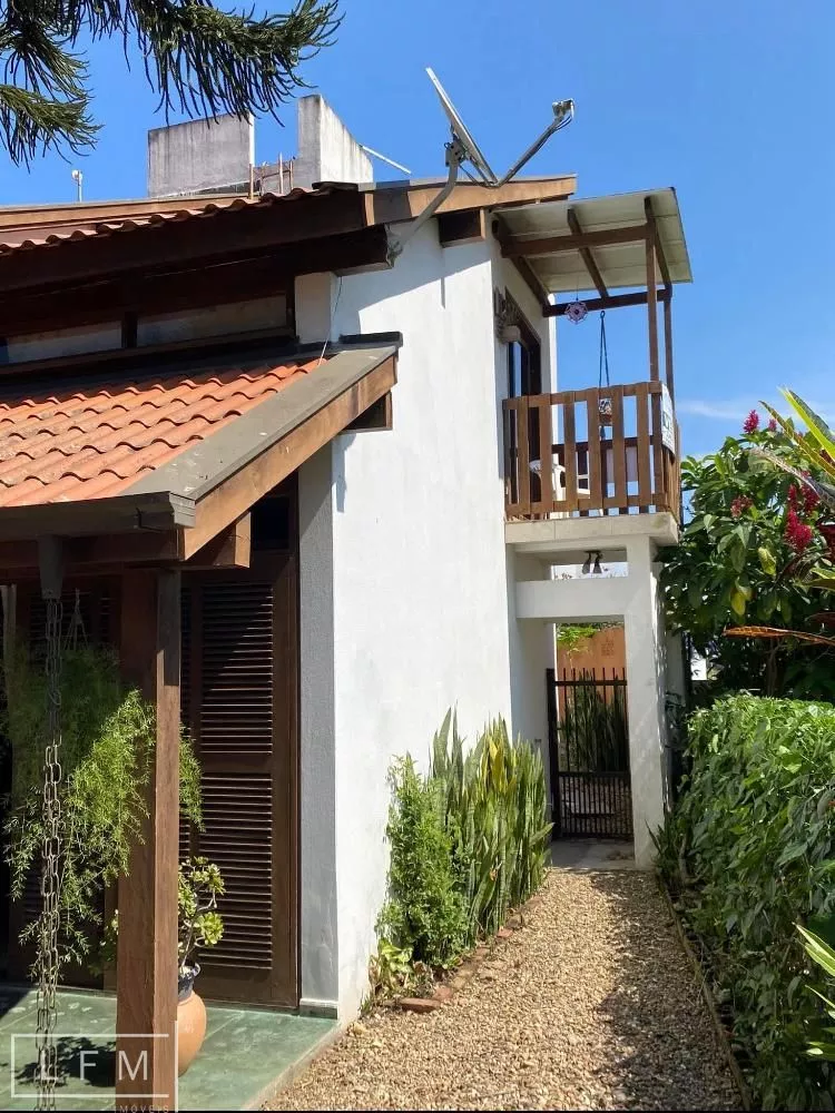 Casa, 3 quartos, 176 m² - Foto 2