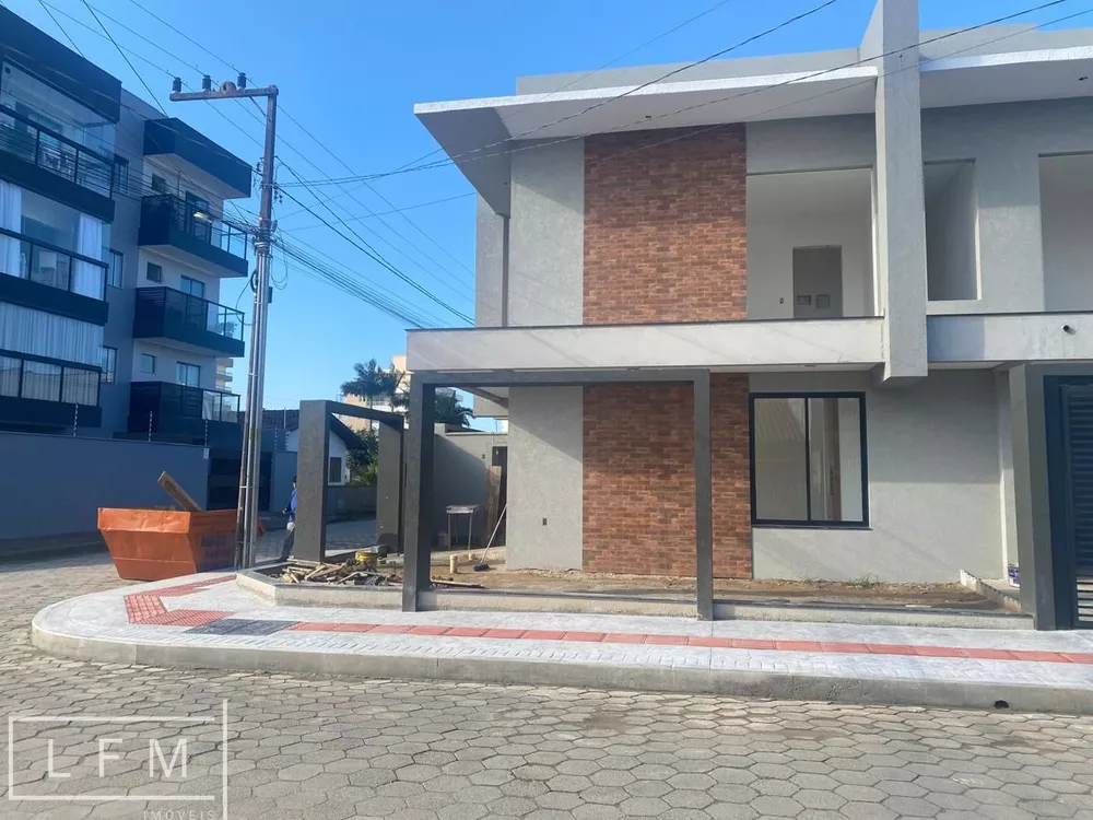 Sobrado, 3 quartos, 104 m² - Foto 1