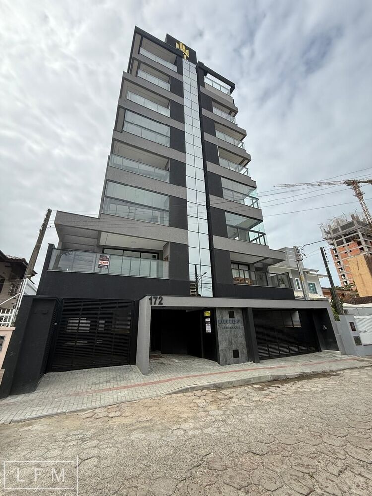 Apartamento à venda com 3 quartos, 115m² - Foto 3