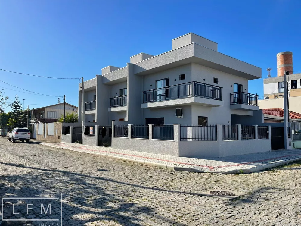 Sobrado à venda com 3 quartos, 104m² - Foto 2