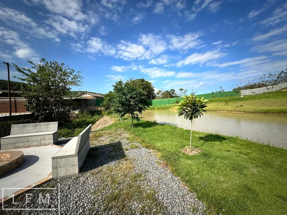 Sítio, 3 quartos, 21 m² - Foto 3