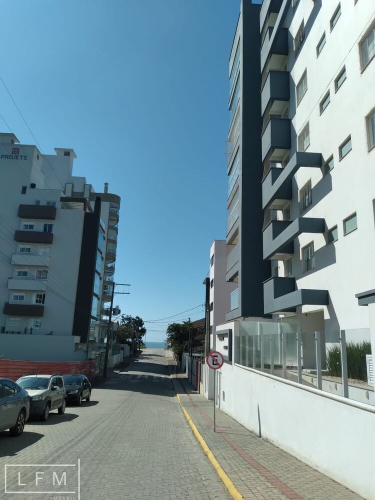 Apartamento à venda com 3 quartos, 105m² - Foto 2