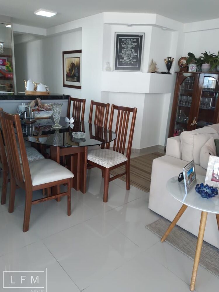 Apartamento à venda com 3 quartos, 105m² - Foto 3