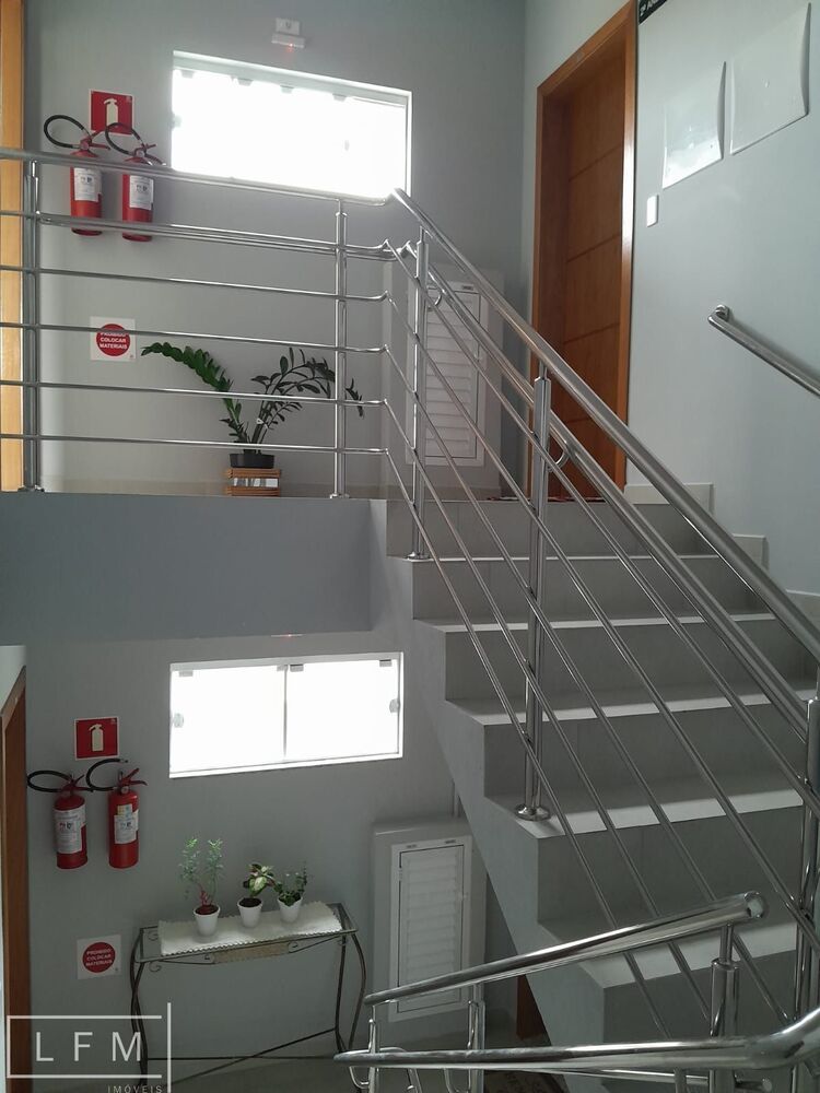 Apartamento à venda com 2 quartos, 75m² - Foto 11