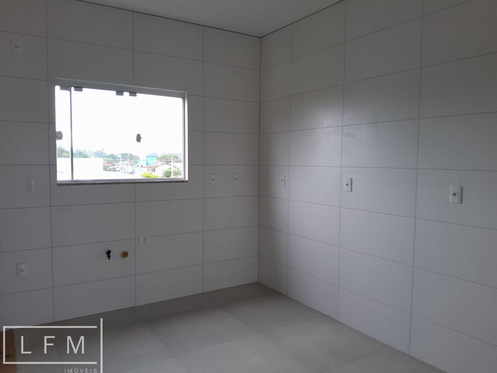 Apartamento à venda com 2 quartos, 75m² - Foto 3