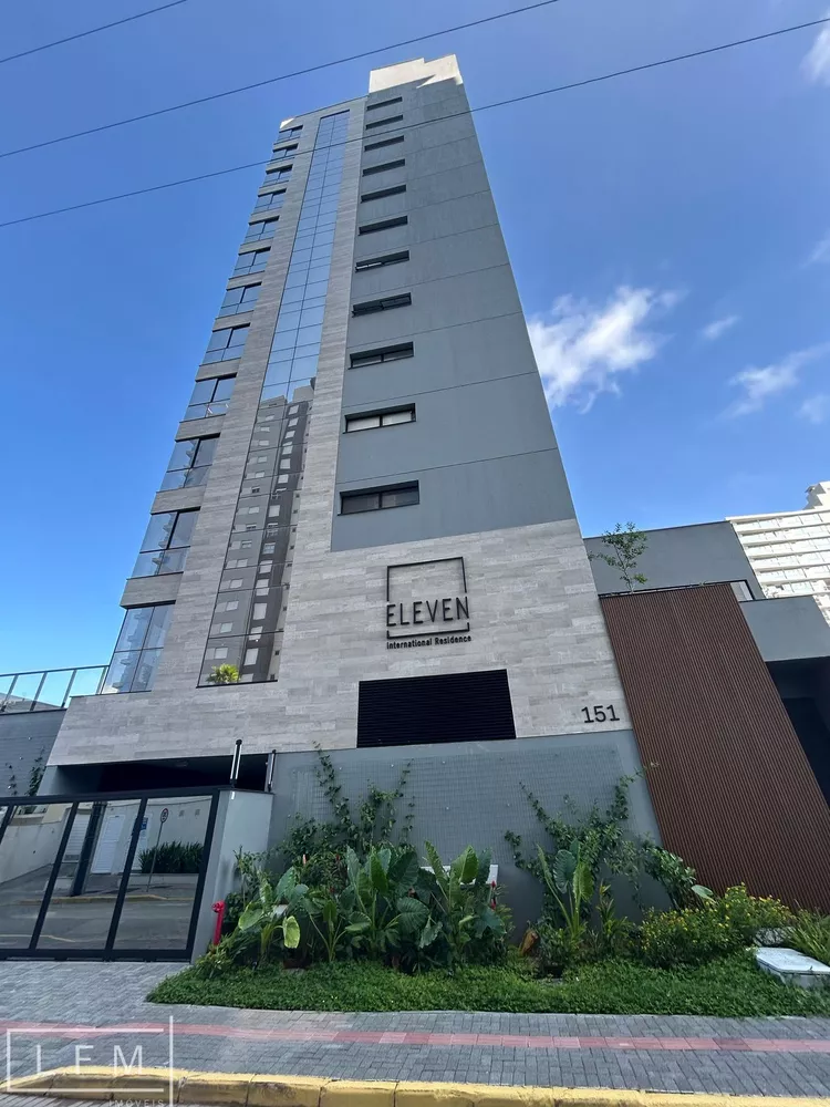 Apartamento, 3 quartos, 140 m² - Foto 1