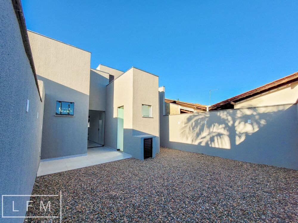 Casa à venda com 2 quartos, 81m² - Foto 8