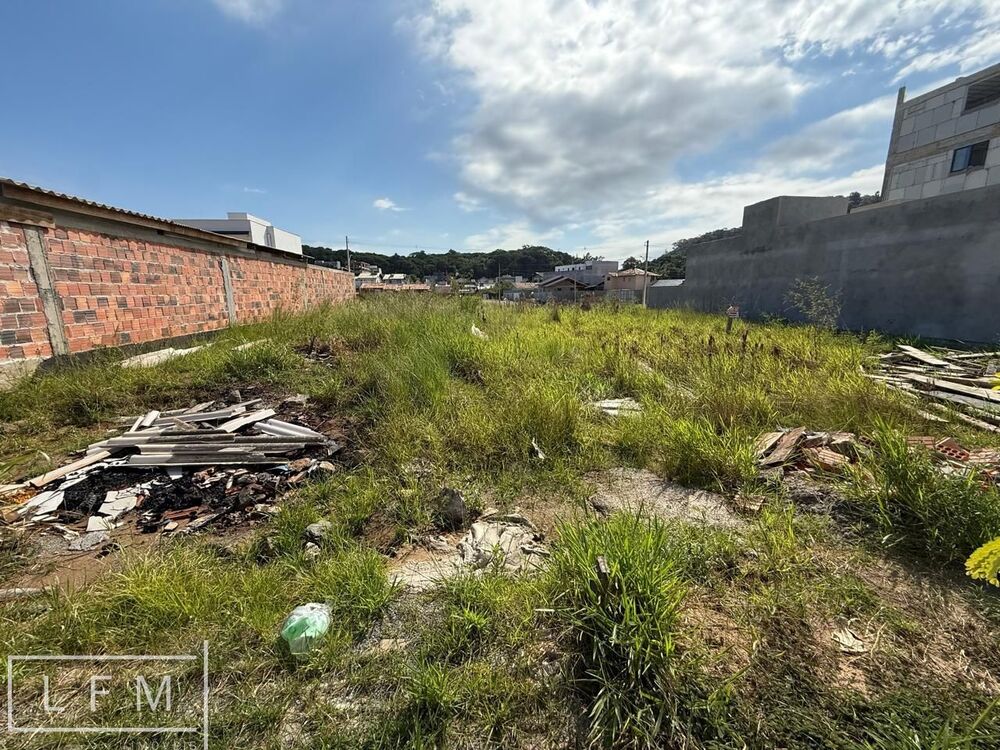 Terreno, 300 m² - Foto 1