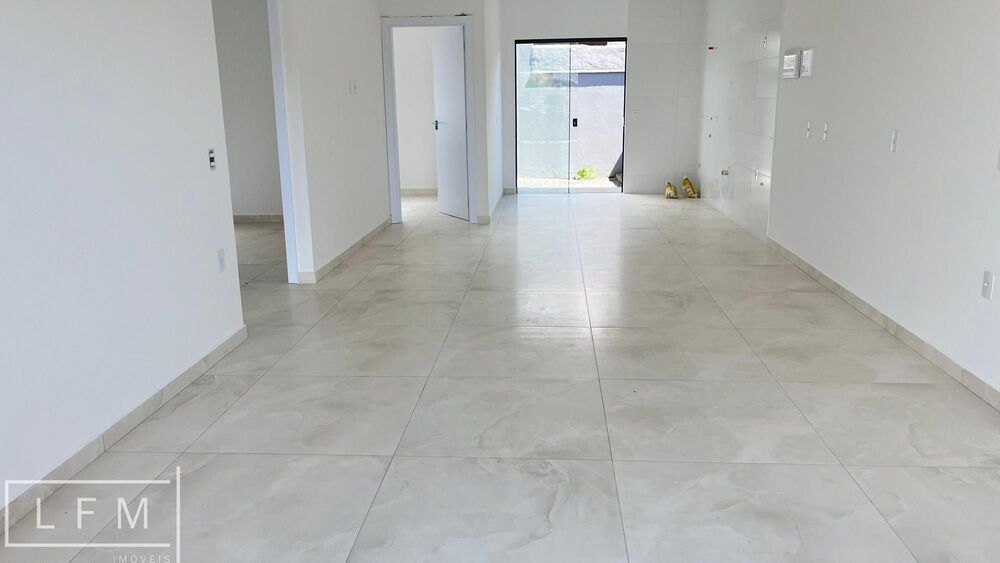 Casa à venda com 3 quartos, 85m² - Foto 3
