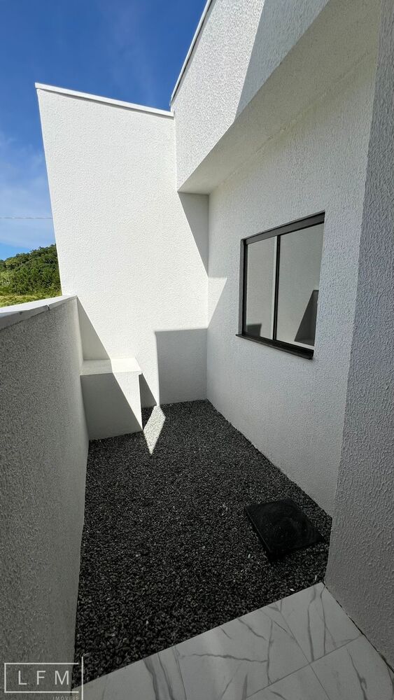 Casa à venda com 2 quartos, 48m² - Foto 11
