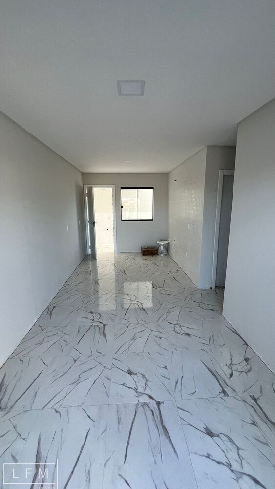 Casa à venda com 2 quartos, 48m² - Foto 6