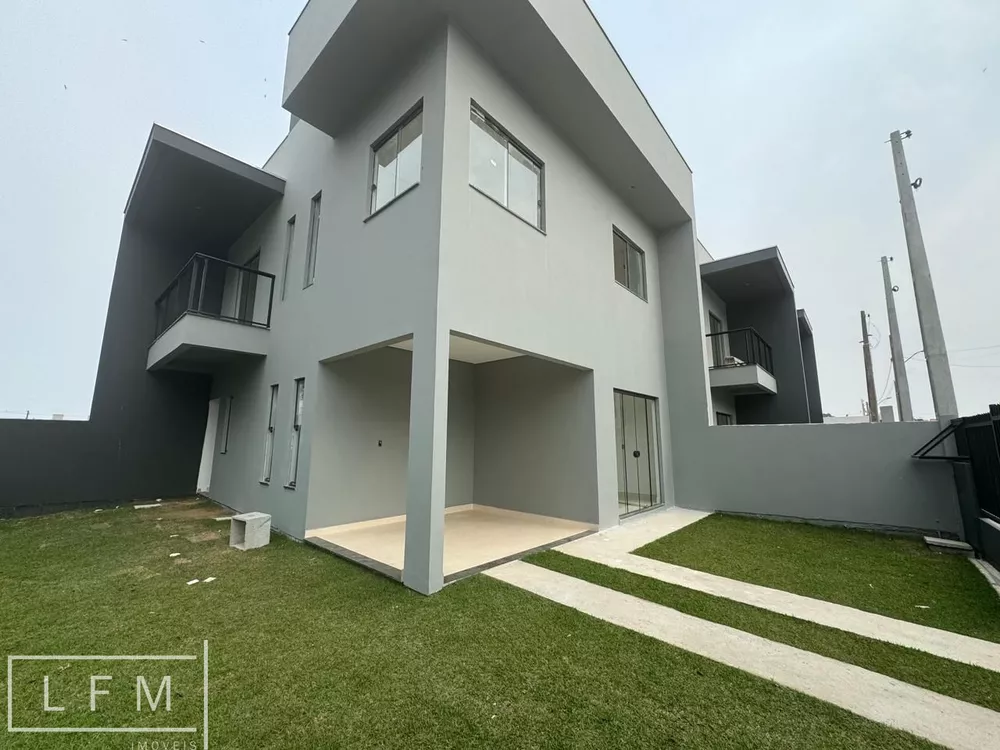 Casa à venda com 3 quartos, 80m² - Foto 4