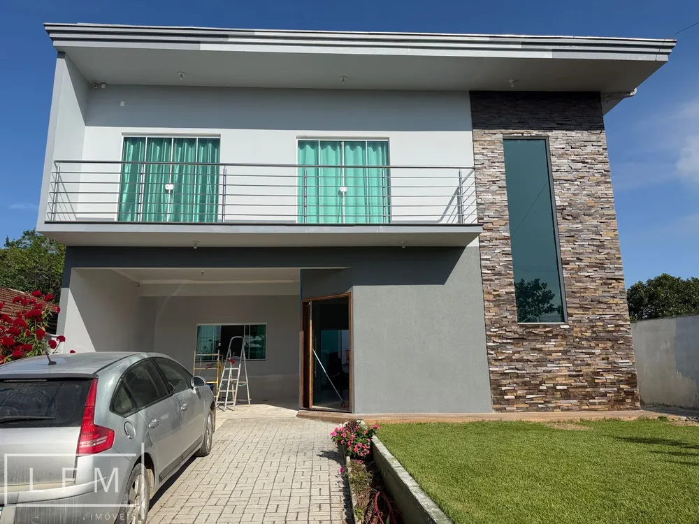 Casa, 3 quartos, 232 m² - Foto 3