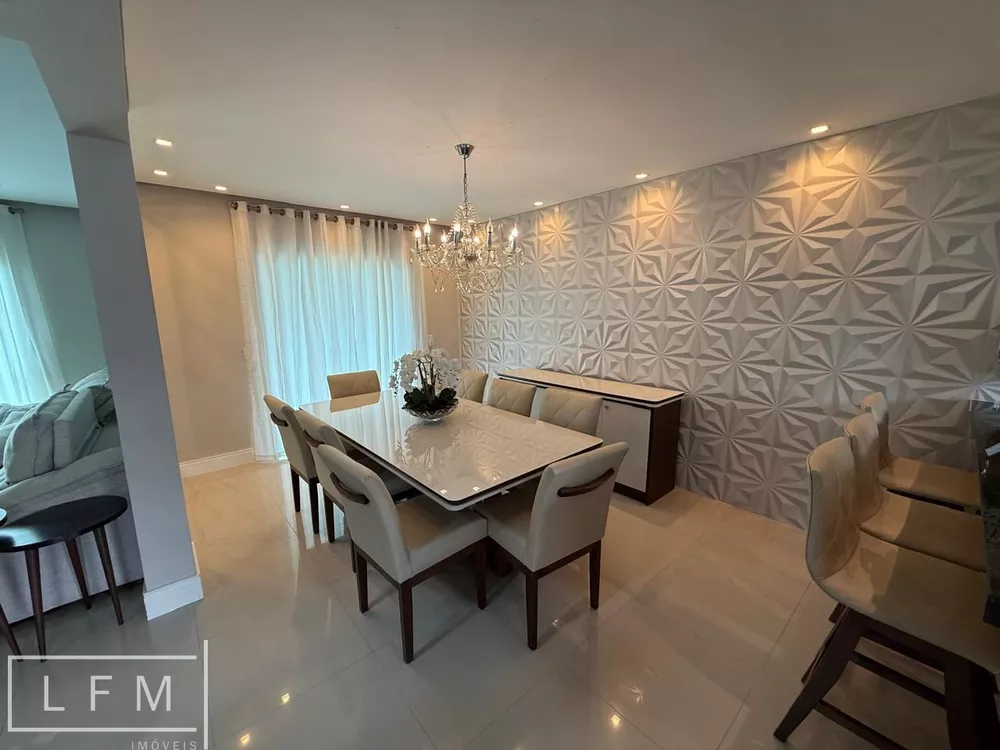 Casa, 3 quartos, 180 m² - Foto 2