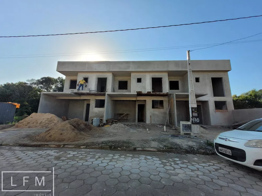 Sobrado à venda com 2 quartos, 95m² - Foto 1