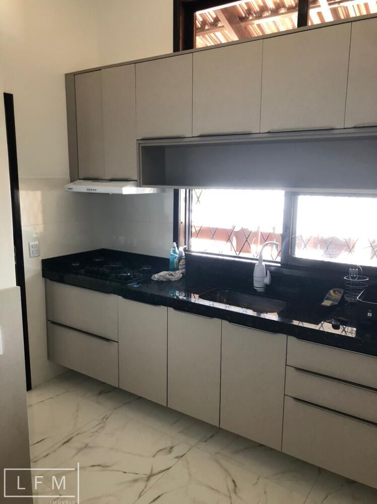 Sobrado, 3 quartos, 300 m² - Foto 3