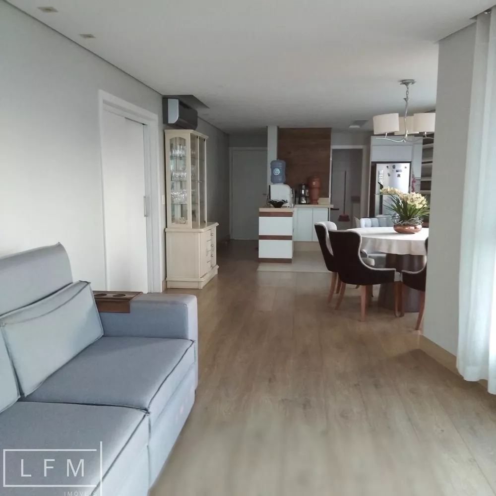 Apartamento à venda com 3 quartos, 137m² - Foto 8