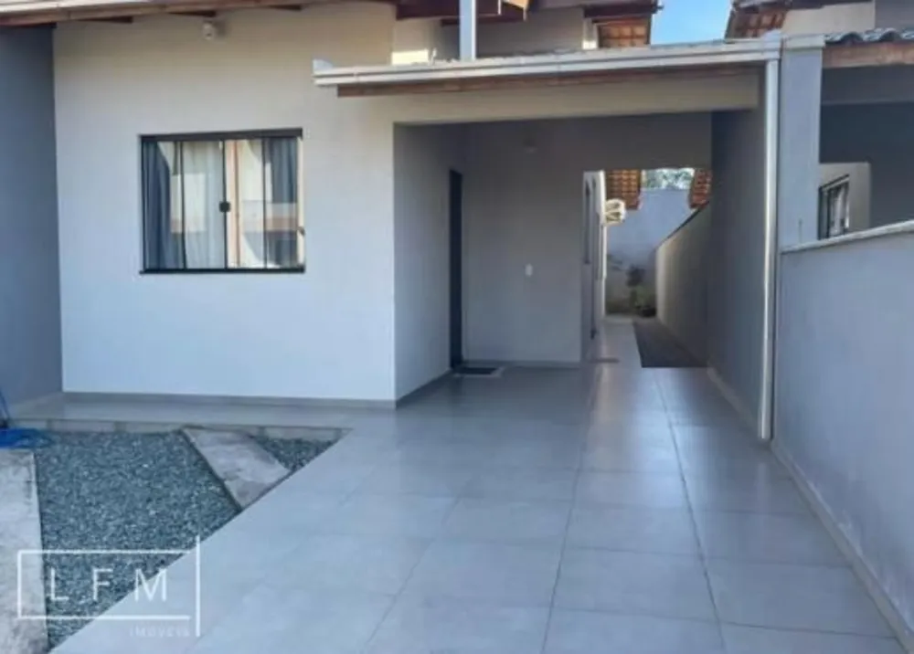 Casa, 2 quartos, 72 m² - Foto 1