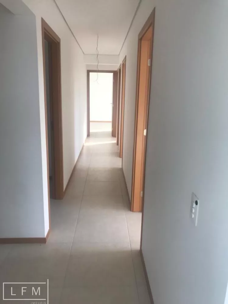 Apartamento à venda com 3 quartos, 93m² - Foto 8