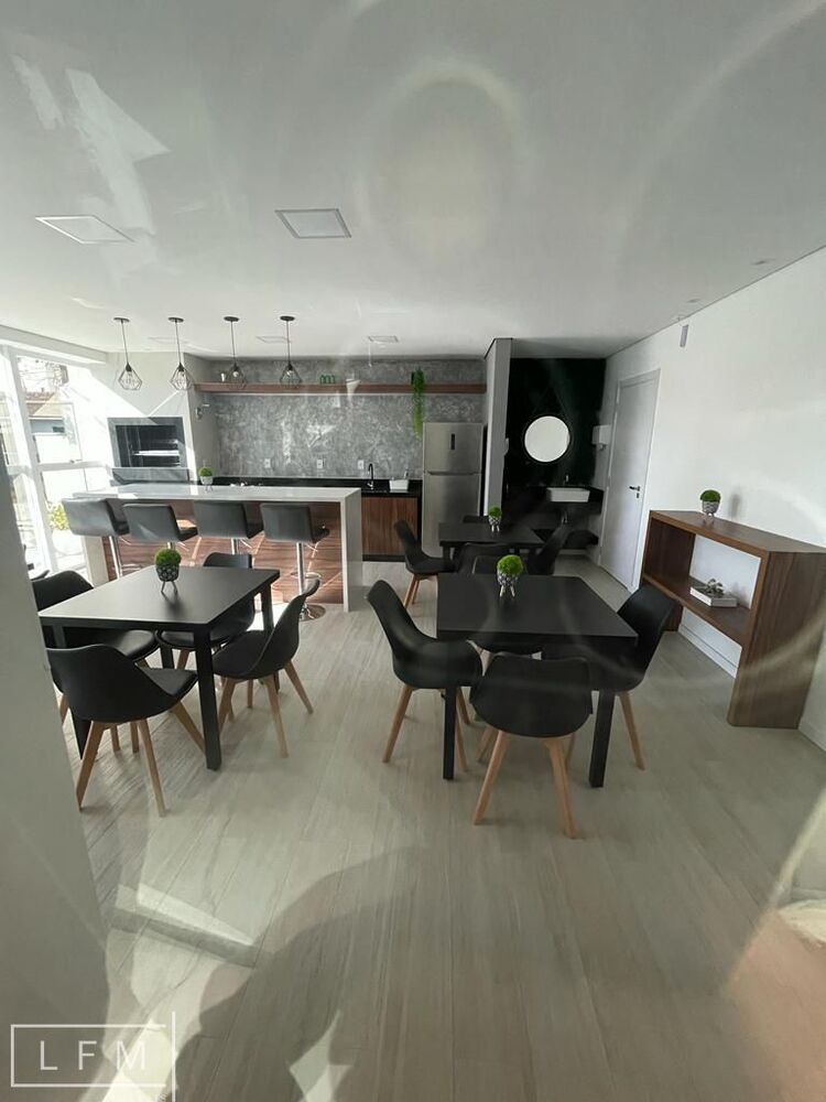 Apartamento à venda com 3 quartos, 92m² - Foto 1