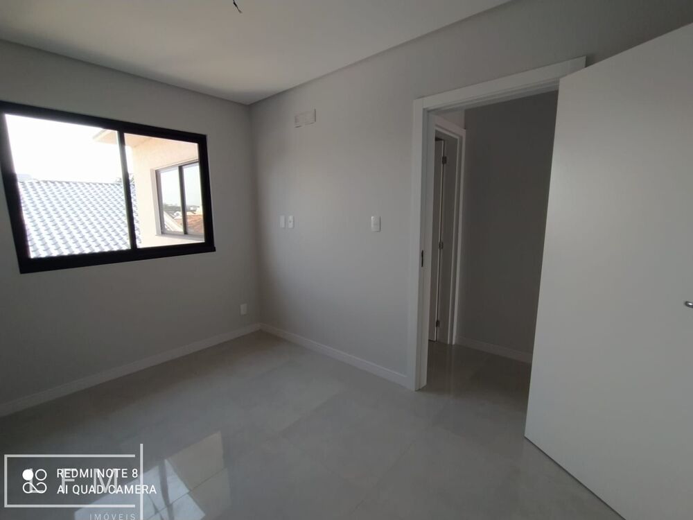 Apartamento à venda com 2 quartos, 60m² - Foto 4