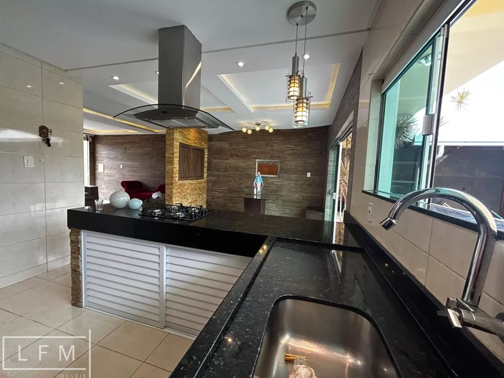 Casa, 3 quartos, 353 m² - Foto 4