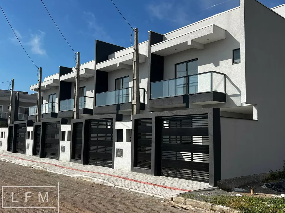 Sobrado à venda com 2 quartos, 88m² - Foto 1