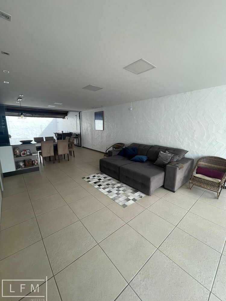 Sobrado à venda com 3 quartos, 145m² - Foto 3