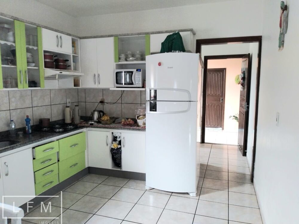 Casa à venda com 3 quartos, 180m² - Foto 5