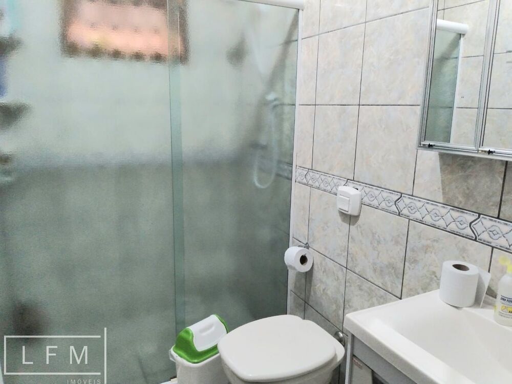 Casa à venda com 3 quartos, 180m² - Foto 7