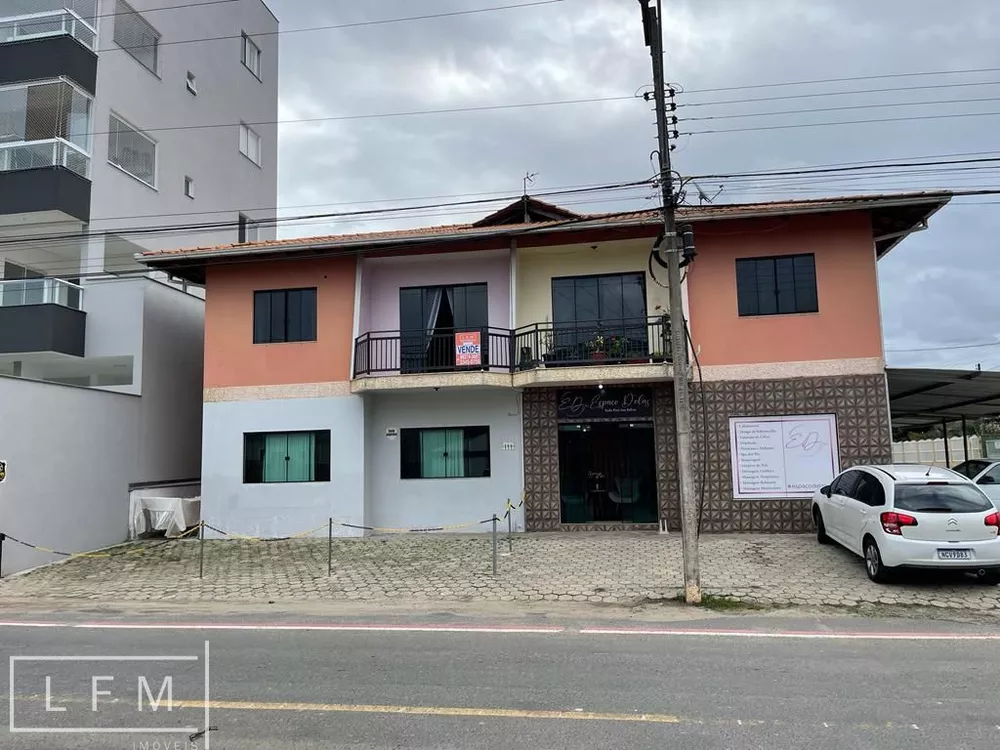 Apartamento à venda com 2 quartos, 65m² - Foto 1