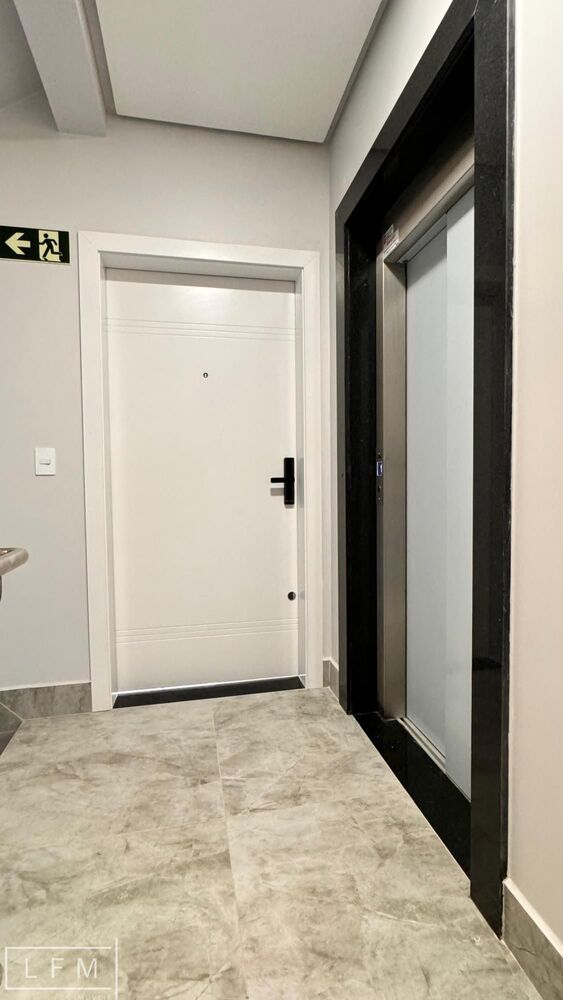 Apartamento à venda e aluguel com 2 quartos, 70m² - Foto 2