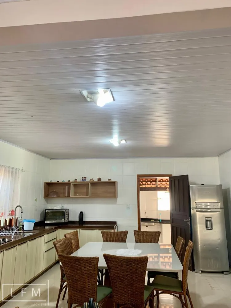 Casa, 4 quartos, 200 m² - Foto 6