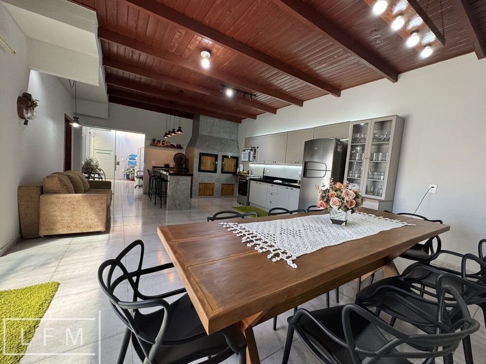 Casa à venda com 3 quartos, 144m² - Foto 7
