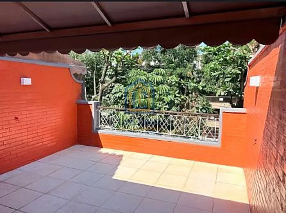 Casa, 3 quartos, 220 m² - Foto 1