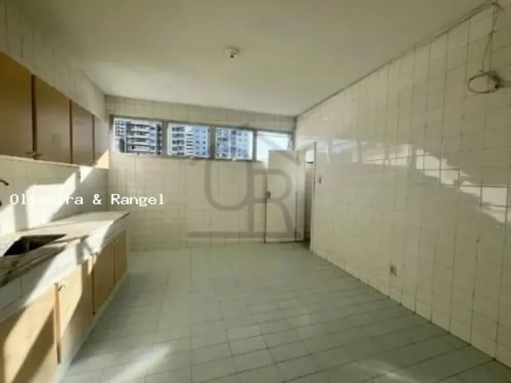 Apartamento, 4 quartos, 220 m² - Foto 1