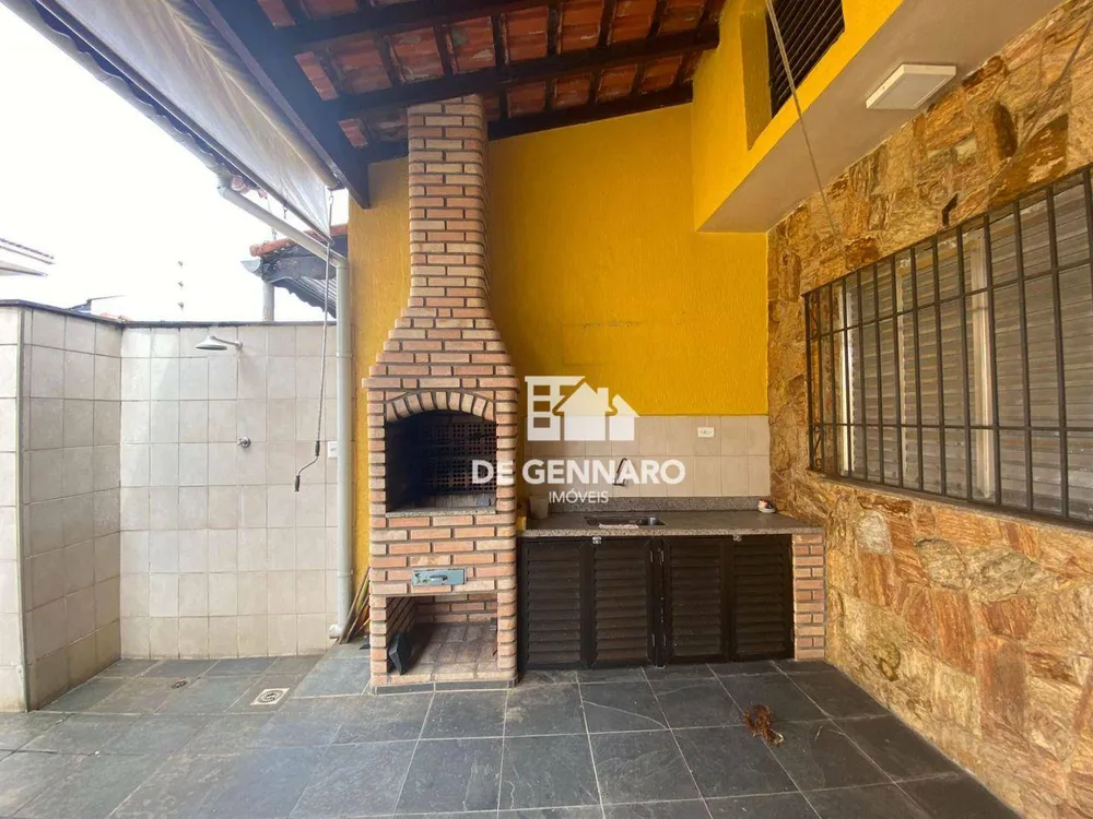 Casa, 3 quartos, 241 m² - Foto 3
