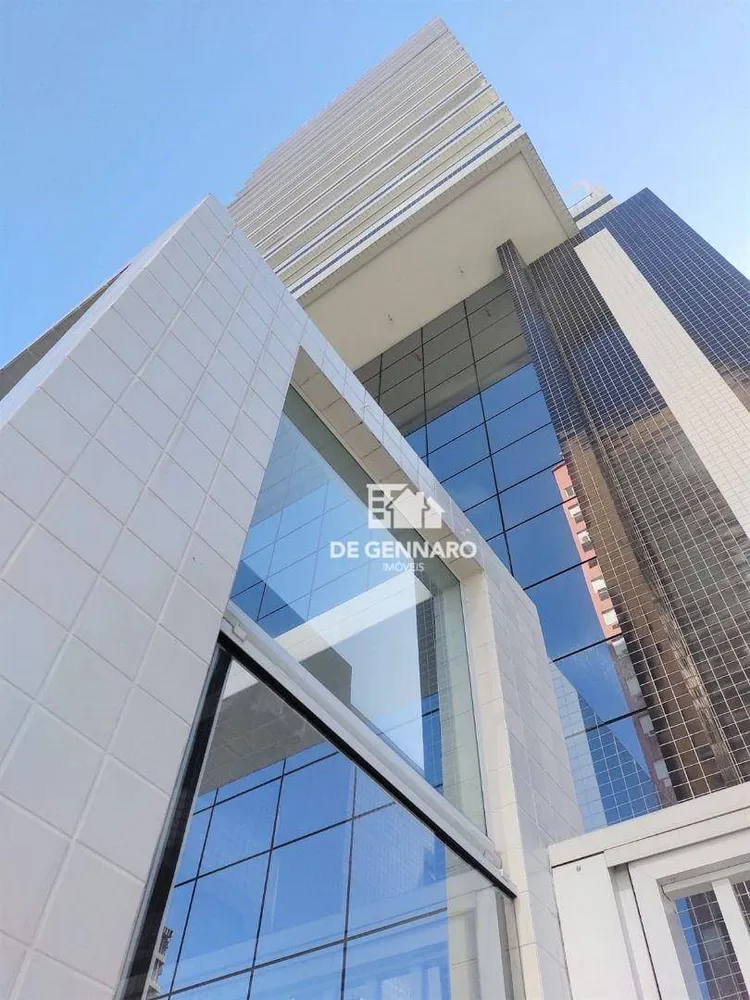 Cobertura, 3 quartos, 241 m² - Foto 1